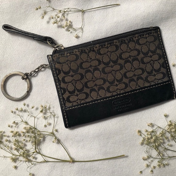 Coach Handbags - Coach keychain coin purse/ID holder